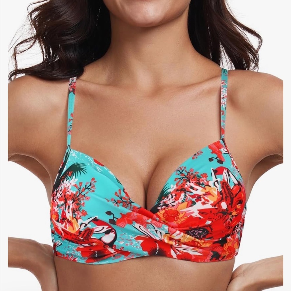 RELLECIGA Women's Push Up Bikini Top Twist Front Underwire bikini top | Small